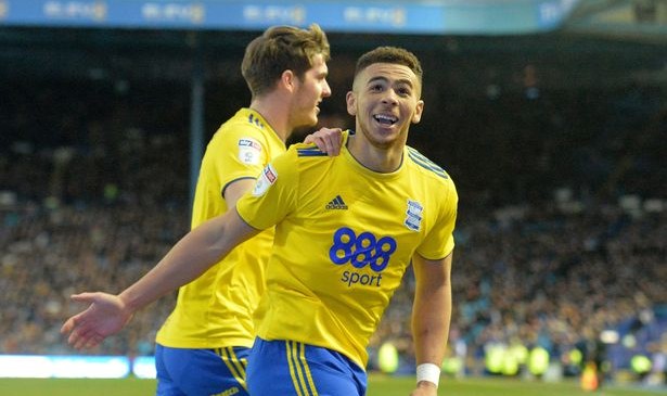  伯恩利保级关键战擒南安普顿，戴奇球队展现韧性