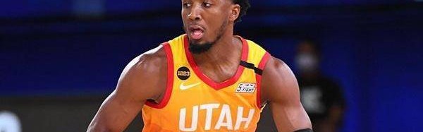  穆雷冲突染红离场，老鹰末节崩盘负于尼克斯  