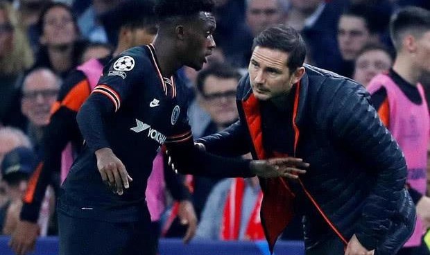  切尔西绝杀水晶宫，恩佐替补世界波  