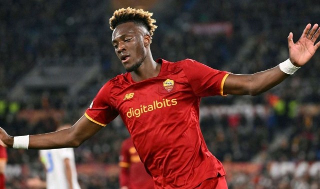  罗马锋霸单场造五球创欧协联新纪录  