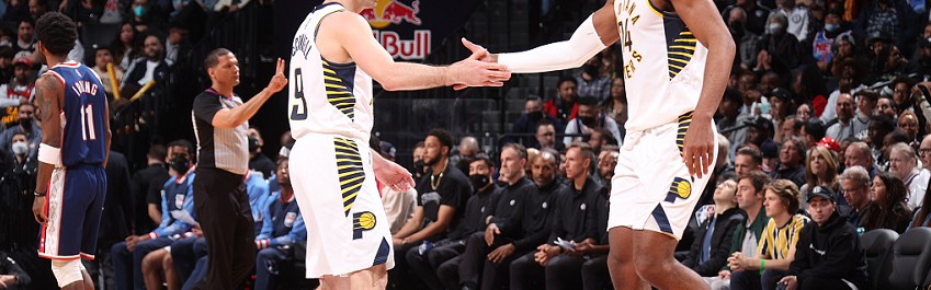  米切尔45分骑士横扫步行者  