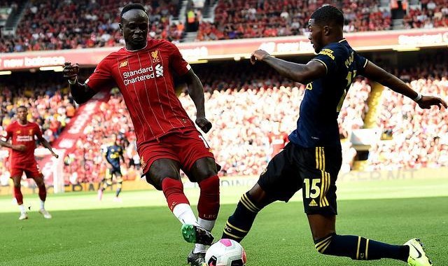  利物浦阿诺德角球直接破门制胜  