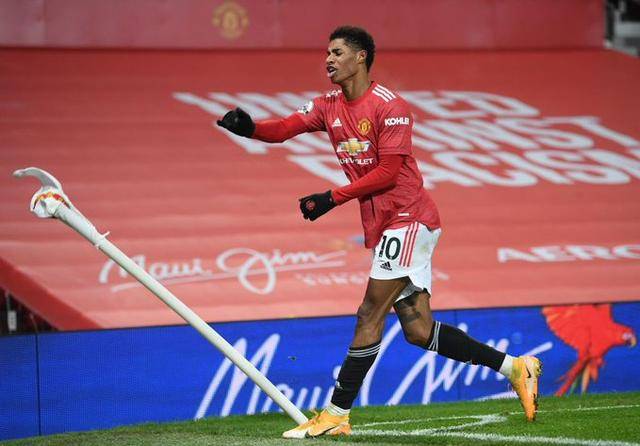  Tottenham争议红牌少打一人仍顽强战平曼联  