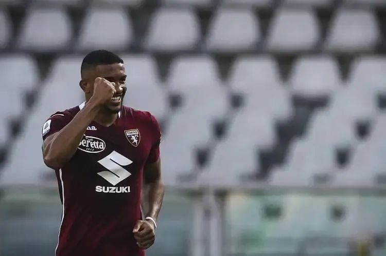  尤文后防失误频出，球迷高呼需引援  